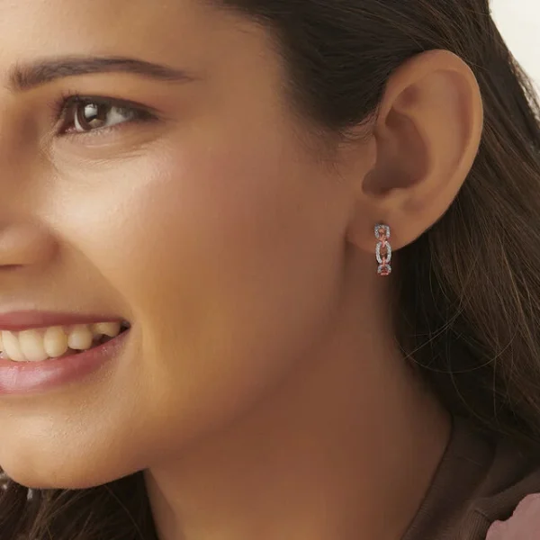 Elegant Link Diamond Hoop Earrings - Image 3