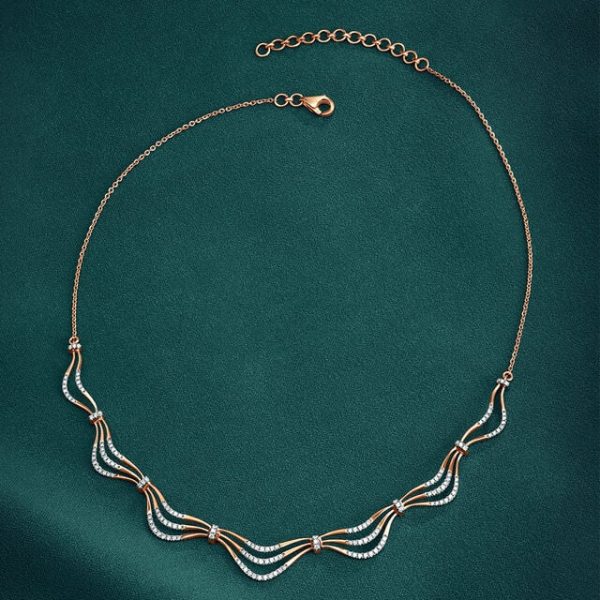 Rhythmic Wave Diamond Necklace