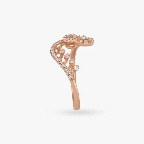 Shimmering Wavy Diamond Finger Ring - Image 4