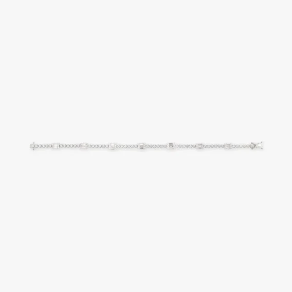 Luxurious Diamond Bracelet - Image 3