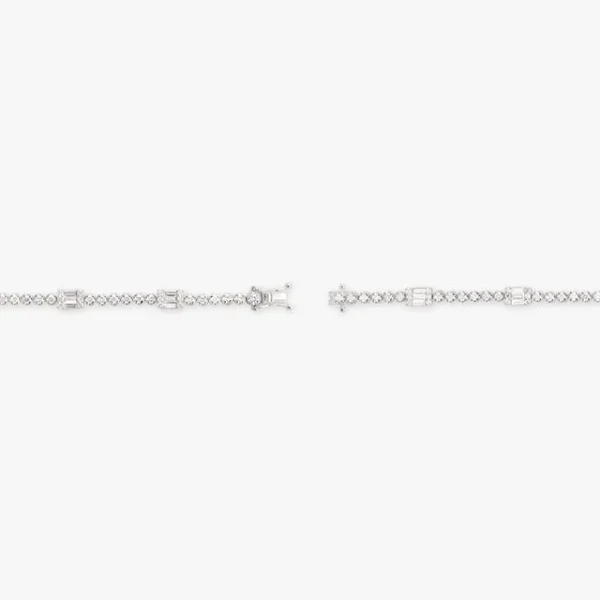 Luxurious Diamond Bracelet - Image 2