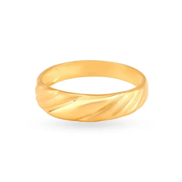 Sculpted Gold Finger Ring for Men - Image 3