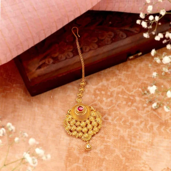 Traditional Floral motif Maang Tikka