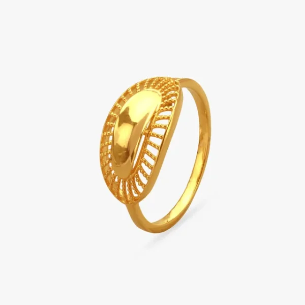 Radiant Statement Gold Finger Ring