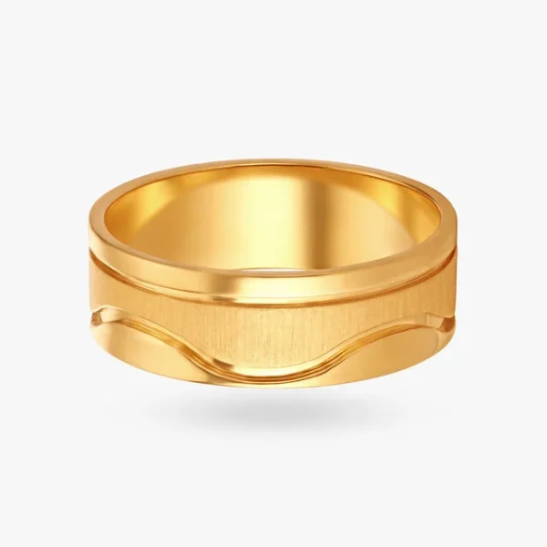 Wavy Men's Gold Finger Ring - Image 3