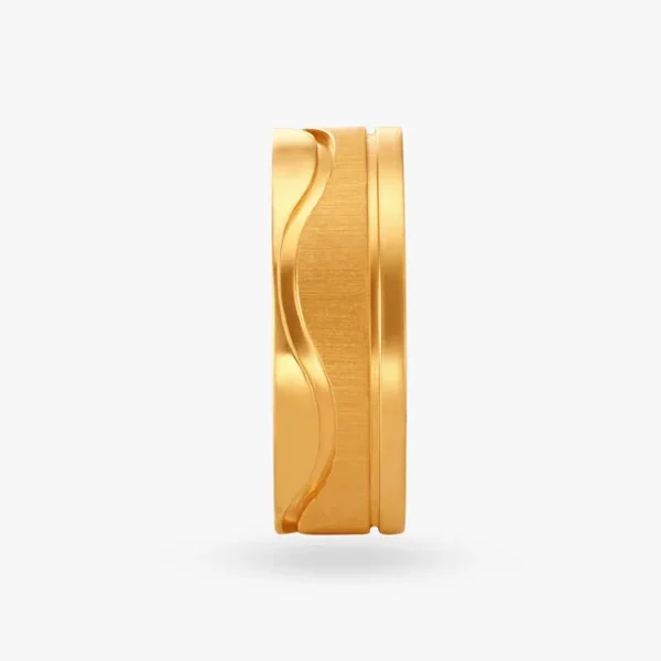 Wavy Men's Gold Finger Ring - Image 2