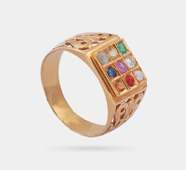 Navaratna ring - precious stone with Diamond