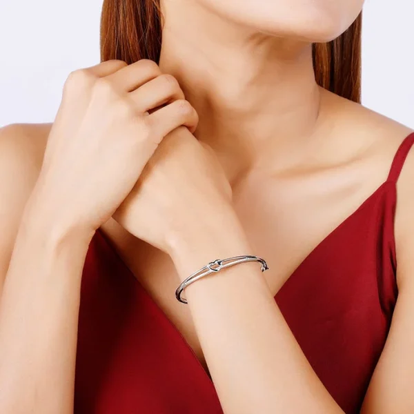 Silver Minimal Heart Bracelet - Image 4
