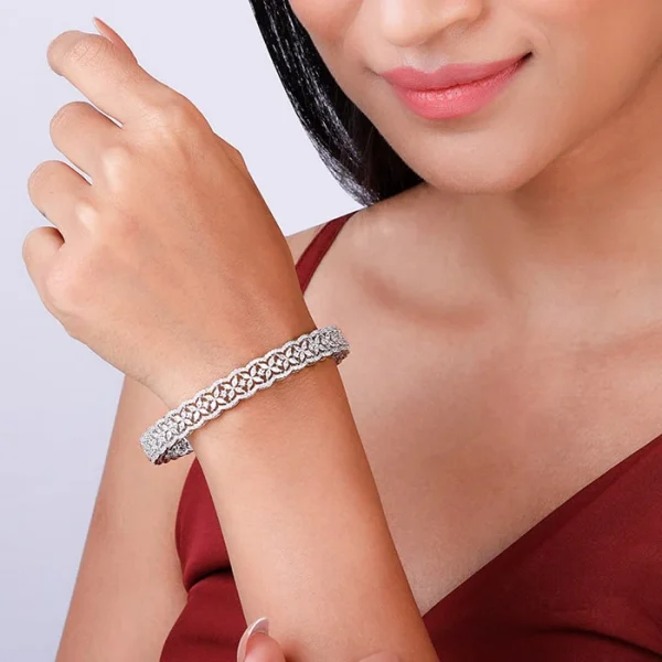 Silver Glinting Treasure Bangle - Image 4