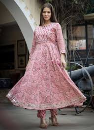 pink gown
